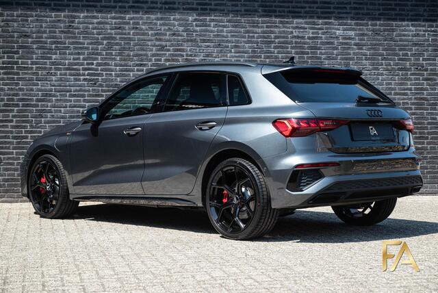 Audi A3 SPORTBACK 45 TFSI e S Line Competition 19Inch|Fullblack|RSSeats
