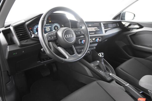 Audi A3 SPORTBACK 30 TFSI S-Tronic *1ste Eigenaar*Navigatie*Stoelverwarming*Camera*