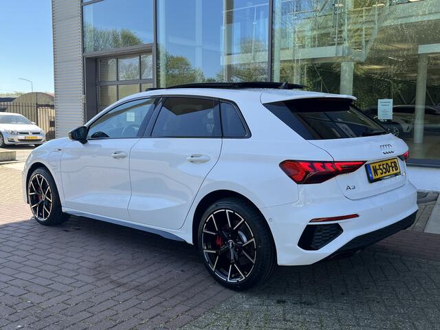 Audi A3 SPORTBACK 45 TFSI 245pk S edition Competition / Panorama dak / Matrix LED / Bang & Olufsen / Lederen bekleding / LMV 18'' / App Connect TRANS