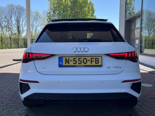 Audi A3 SPORTBACK 45 TFSI 245pk S edition Competition / Panorama dak / Matrix LED / Bang & Olufsen / Lederen bekleding / LMV 18'' / App Connect TRANS