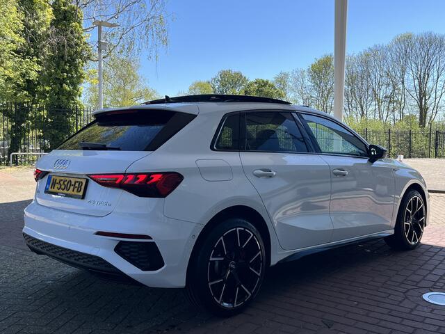 Audi A3 SPORTBACK 45 TFSI 245pk S edition Competition / Panorama dak / Matrix LED / Bang & Olufsen / Lederen bekleding / LMV 18'' / App Connect TRANS