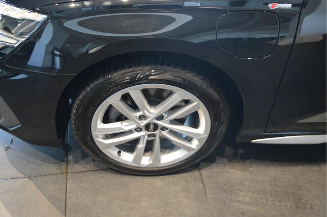 Audi A3 SPORTBACK 40 TFSI e S-LINE navi clima cruise pdc 17 inch 204 pk !!