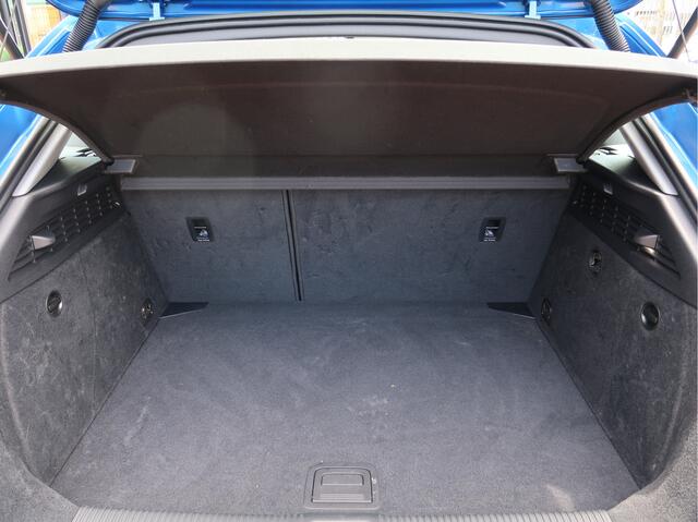 Audi A3 SPORTBACK 1.0 TFSI Sport Edition | Parkeersensoren | Navigatie | Led