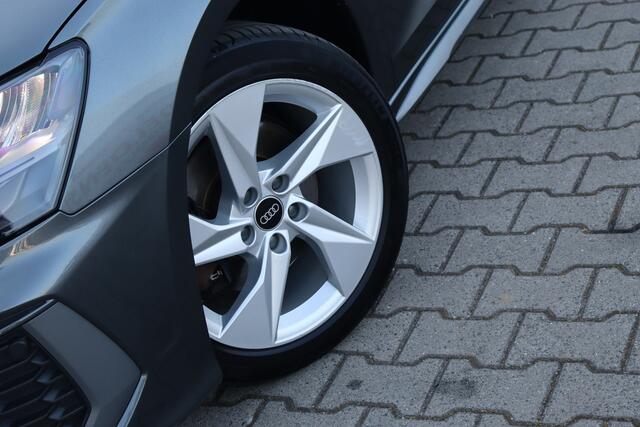Audi A3 SPORTBACK 40 TFSI e S-Line | ACC | LED | Carplay |