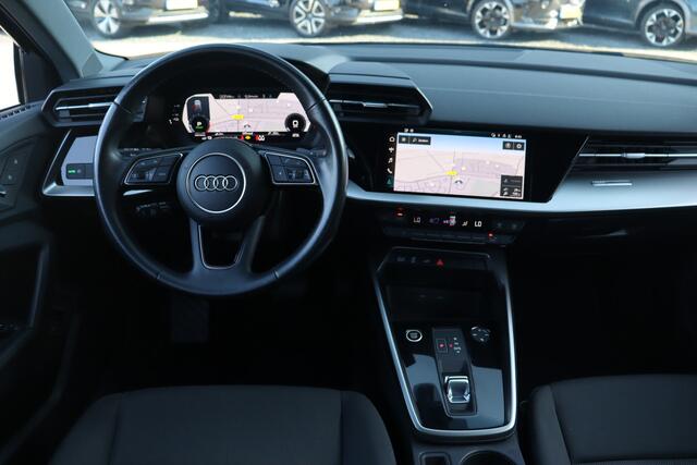 Audi A3 SPORTBACK 40 TFSI e S-Line | ACC | LED | Carplay |