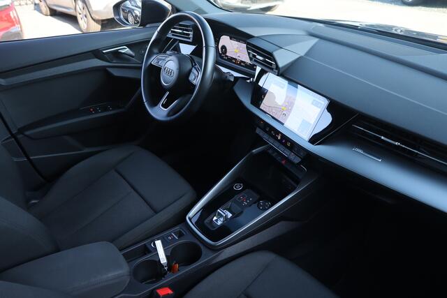 Audi A3 SPORTBACK 40 TFSI e S-Line | ACC | LED | Carplay |