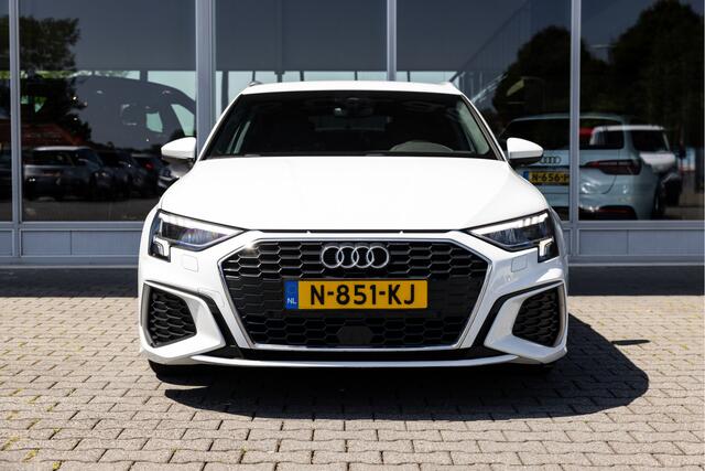 Audi A3 SPORTBACK 35 TFSI S-Line | Carplay | Stoelver. | Parkeersens. |