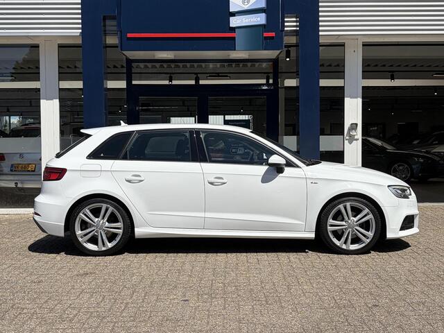 Audi A3 SPORTBACK 1.0 TFSI Sport S Line Edition / Automaat / NL-Auto / Cruise-Control / Climate-Control / LED / Radio-Bluetooth / Navi / PDC V+A / Camera / 18'' LMV / All-Seasons / ENZ.