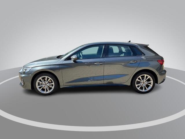 Audi A3 SPORTBACK 40 TFSIe 204pk S Edition · Camera · Apple/Android Car Play · Parkeer Assistent · Stoelverwarming · Sportstoelen · Sfeerverlichting · Garantie t/m 06-10-2029 of 100.000km