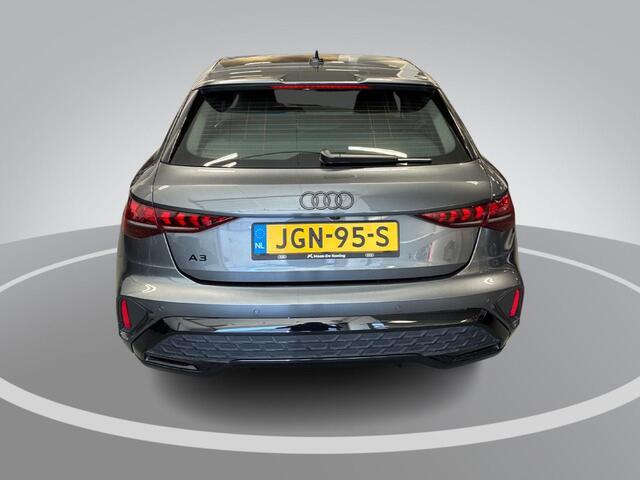 Audi A3 SPORTBACK 40 TFSIe 204pk S-tronic S edition · Apple/Andropid Car Play · Camera · Navigatie · Drive Select · Stoelverwarming · 17'' Inch · Garantie t/m 06-10-2029 of 100.000km