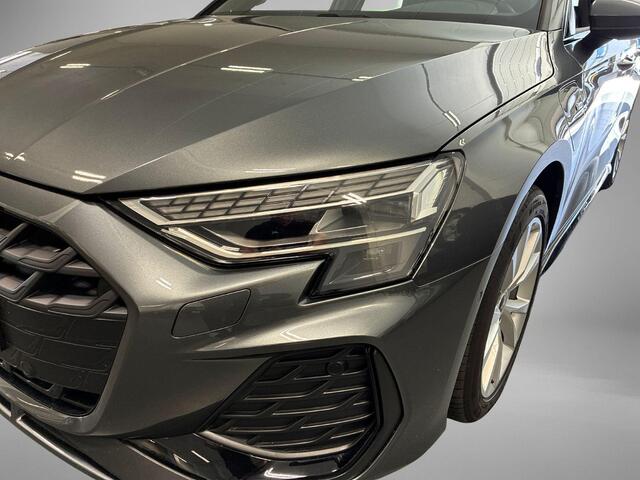 Audi A3 SPORTBACK 40 TFSIe 204pk S-tronic S edition · Apple/Andropid Car Play · Camera · Navigatie · Drive Select · Stoelverwarming · 17'' Inch · Garantie t/m 06-10-2029 of 100.000km