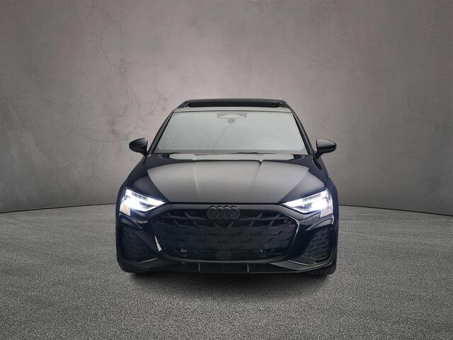 Audi A3 SPORTBACK 45 TFSI e S edition Competition | Panoramadak | Elektrische achterklep | SONOS | Ambient-lichtpakket Pro | Adaptive Cruise Control |