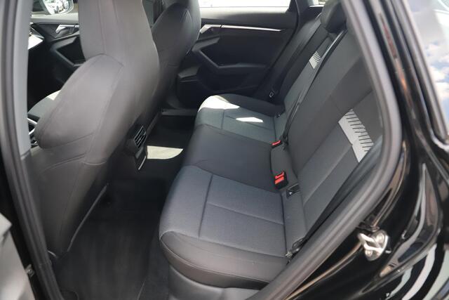 Audi A3 SPORTBACK 30 TFSI Advanced edition Automaat Navigatie Carplay Android Climate Cruise Control 17 inch LMV