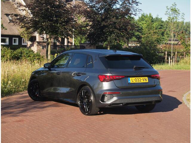 Audi A3 SPORTBACK 30 TFSI S edition S-Line | Apple Carplay | Virtual Cockpit | Cruise Control | Navi | NL-Auto |