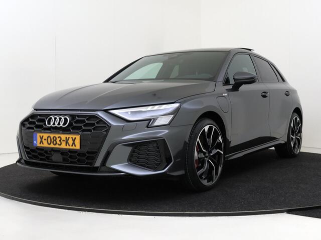 Audi A3 SPORTBACK 45 TFSI e S edition Competition | SoH 96% | Panoramadak | Virtual cockpit Plus | Optiekpakket zwart Plus | LED matrix verlichting | Navigatie Plus | Stoelverwarming | Sfeerverlichting |