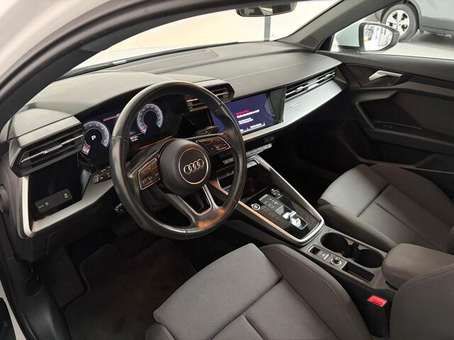Audi A3 SPORTBACK 30 TFSI Business edition