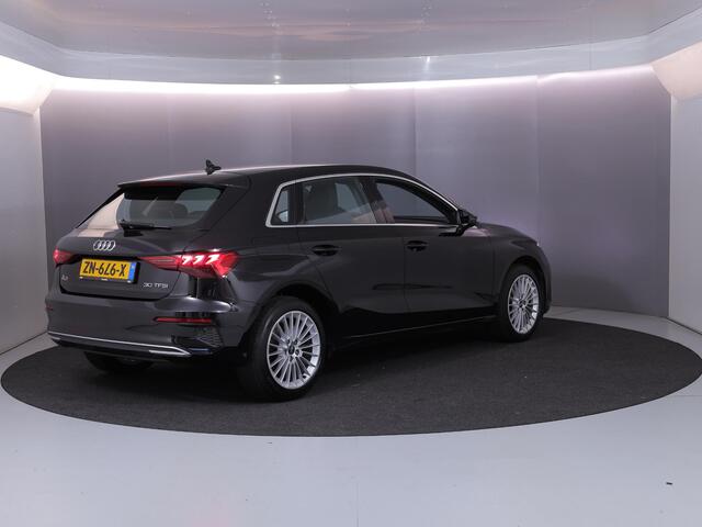 Audi A3 SPORTBACK 30 TFSI Advanced edition 110 pk S-tronic | Navigatie | Parkeersensoren achter | LED koplampen | Cruise control | Apple Carplay/Android Auto |