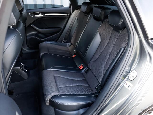 Audi A3 SPORTBACK 1.5 TFSI CoD Sport S Line Edition 1e-Eig. & Dealer-Onderh. BOVAG-Garantie. NL-Auto.