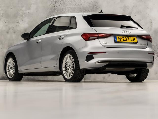 Audi A3 SPORTBACK 30 TFSI Sport (APPLE CARPLAY, GROOT NAVI, CAMERA, ELEK STOEL, ADAPTIVE CRUISE, STOELVERWARMING, SPORTSTOELEN, GETINT GLAS, KEYLESS START, NIEUWSTAAT)