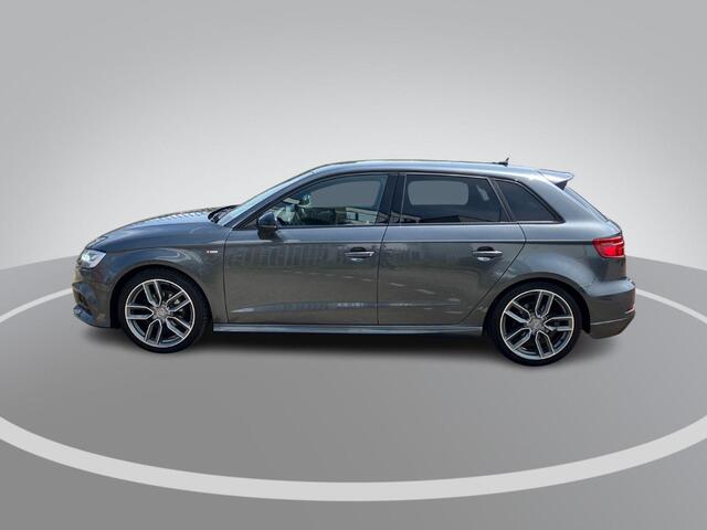 Audi A3 SPORTBACK 35 TFSI/150PK CoD S Line · Apple/Android Car Play · Drive select · Navigatie · Stoelverwarming