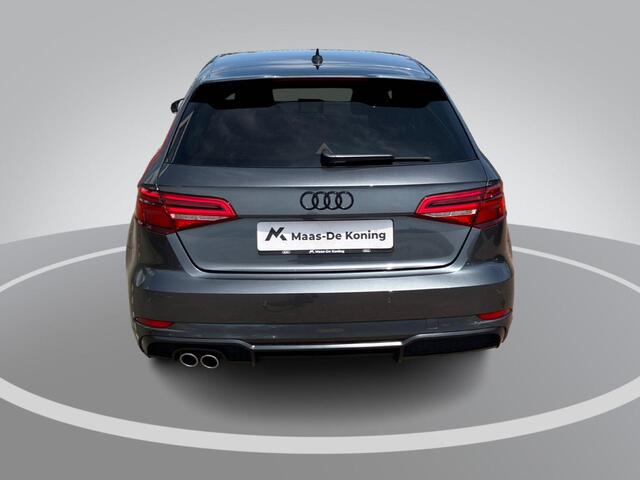 Audi A3 SPORTBACK 35 TFSI/150PK CoD S Line · Apple/Android Car Play · Drive select · Navigatie · Stoelverwarming