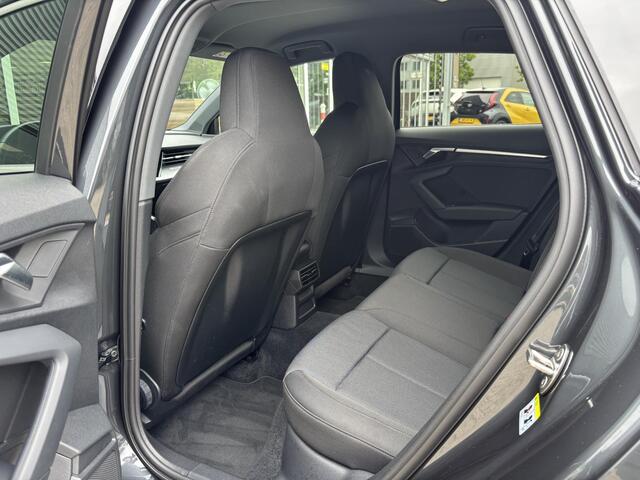 Audi A3 SPORTBACK 30 TFSI Business edition