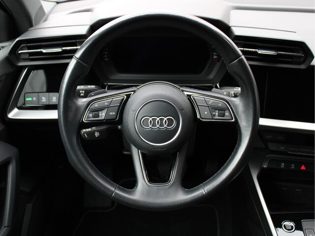 Audi A3 SPORTBACK 35 TFSI 1.5 T 150pk Business Edition Automaat Digidash/Carplay/Cruise/Climate/Trekhaak/Sportstoelen/Navi