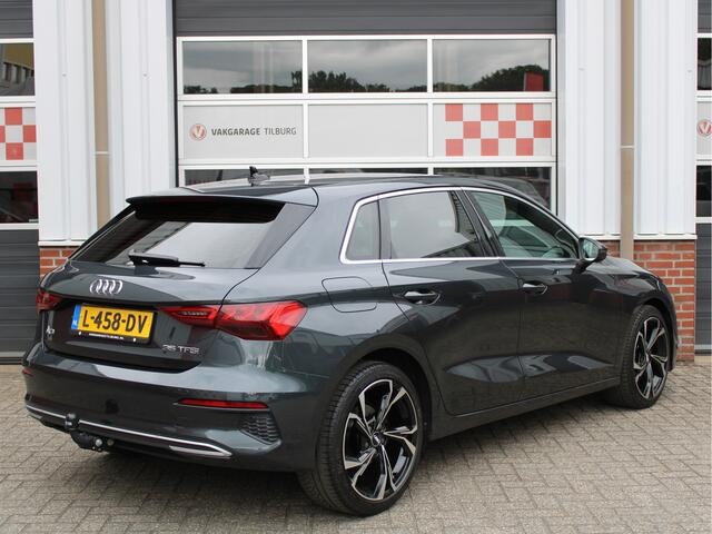 Audi A3 SPORTBACK 35 TFSI 1.5 T 150pk Business Edition Automaat Digidash/Carplay/Cruise/Climate/Trekhaak/Sportstoelen/Navi