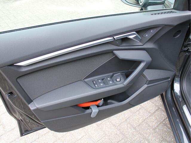 Audi A3 SPORTBACK 35 TFSI 1.5 T 150pk Business Edition Automaat Digidash/Carplay/Cruise/Climate/Trekhaak/Sportstoelen/Navi