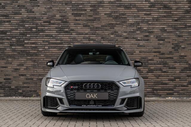 Audi A3 SPORTBACK 2.5 TFSI RS 3 quattro | Panorama | Leder | B&O | Camera | 19"LM | Nardo Grijs