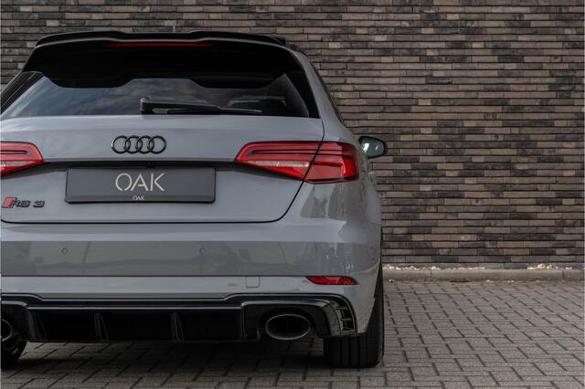 Audi A3 SPORTBACK 2.5 TFSI RS 3 quattro | Panorama | Leder | B&O | Camera | 19"LM | Nardo Grijs