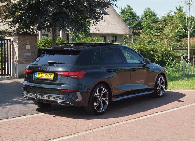 Audi A3 SPORTBACK 35 TFSI S edition | Panoramadak | Bang & Olufsen | Trekhaak | Apple Carplay | Parkeersensoren |