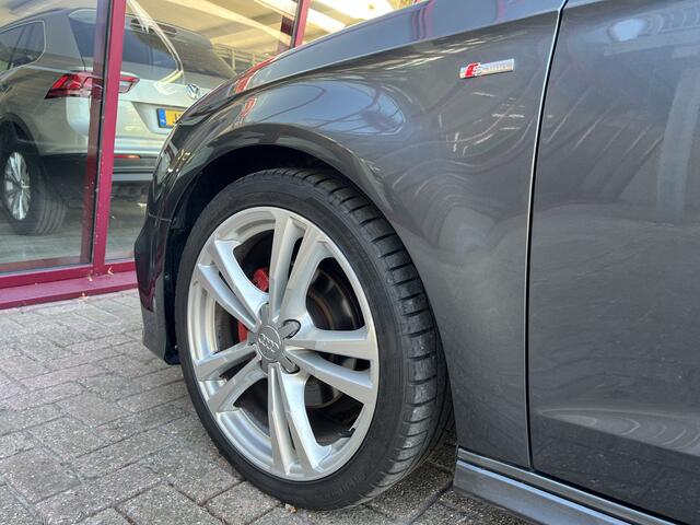Audi A3 SPORTBACK 35 TFSI S edition | Trekhaak | Cruise | Daytonagrijs | LED | Navi |