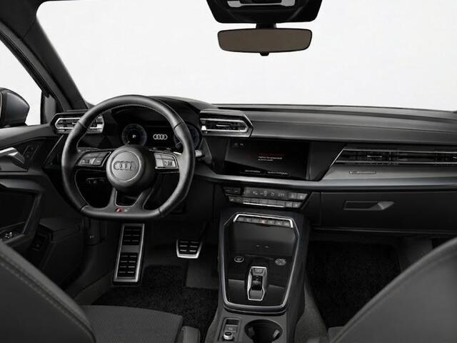 Audi A3 SPORTBACK S edition 40 TFSI e 204 pk | Assis.pak Driving+Parking plus | Warmtewerend glas donker tint | Adaptive Cruise Control | Ambient sfeerverlichting |