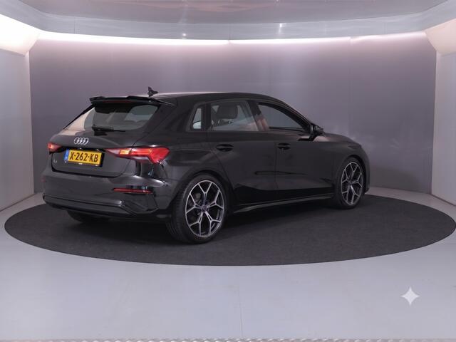 Audi A3 SPORTBACK 30 TFSI Pro Line 110 pk S-tronic | Maxton design| Apple carplay | 18 inch lichtmetaal | Cruise control |