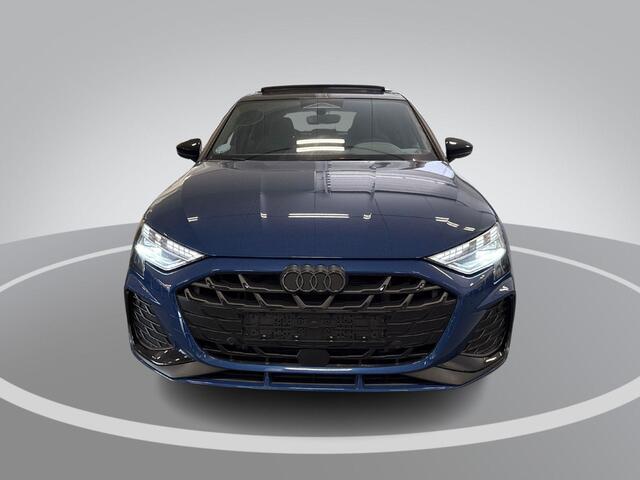 Audi A3 SPORTBACK 45 TFSIe 272pk S edition Competition · Panoramadak · Camera · Leder Interieur · Elek. achterklep · Stoelverwarming · 18'' Inch · Garantie t/m 22-10-2030 of 100.000km