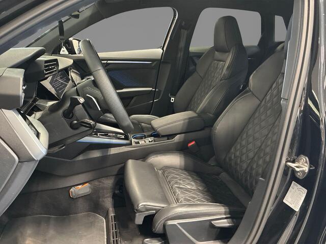 Audi A3 SPORTBACK 30 TFSI 115pk S-tronic S edition · Apple/Android Car Play · Park Assist · Leder Interieur · P-Sensoren · 18'' Inch · Garantie t/m 06-05-2030 of 100.000km