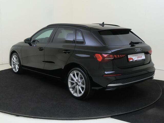 Audi A3 SPORTBACK 40 TFSI e Advanced edition | SoH 100% | Achteruitrijcamera | Adaptieve cruise control | Keyless | Elektrisch verstelbare bestuurdersstoel | Stoelverwarming | Navigatie | Elektrische kofferklep |