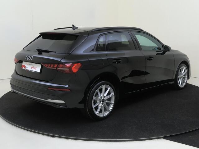 Audi A3 SPORTBACK 40 TFSI e Advanced edition | SoH 100% | Achteruitrijcamera | Adaptieve cruise control | Keyless | Elektrisch verstelbare bestuurdersstoel | Stoelverwarming | Navigatie | Elektrische kofferklep |