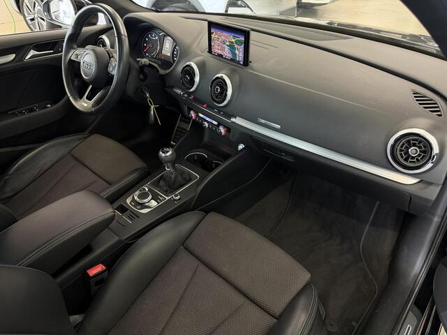 Audi A3 SPORTBACK 30 TFSI Sport S Line Edition | Navi | PDC | Cruise | 18 inch | LED | Clima ( Vestiging - Nieuwegein )