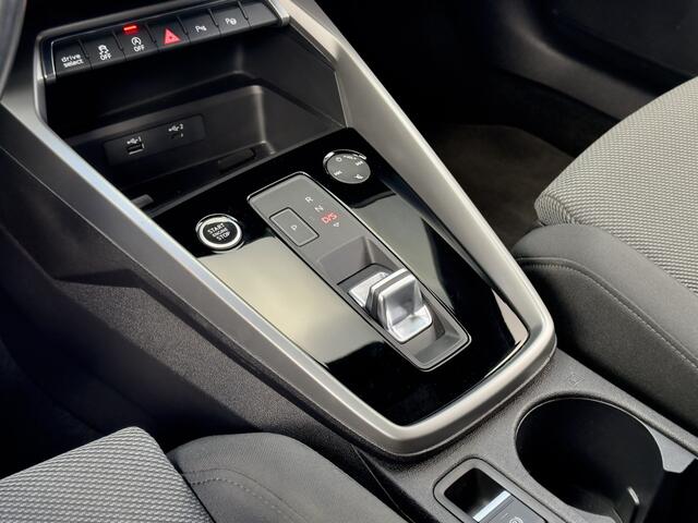 Audi A3 SPORTBACK 35 ZOMER ACTIE! BETAAL NU 50% 8950 DE REST IN 2 JR RENTEVRIJ