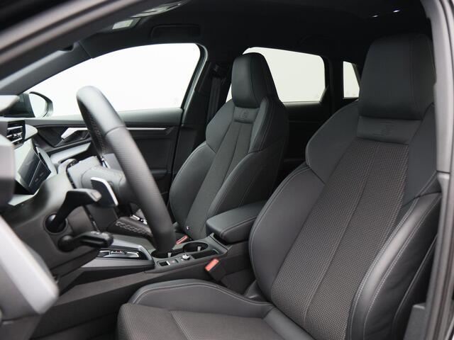 Audi A3 SPORTBACK 45 TFSi 272 Pk e S-line Competition | Trekhaak | Stoelverwarming | Adaptive Cruise | Half Leer | Camera | Carplay | 18 Inch | 28.071 Km !!