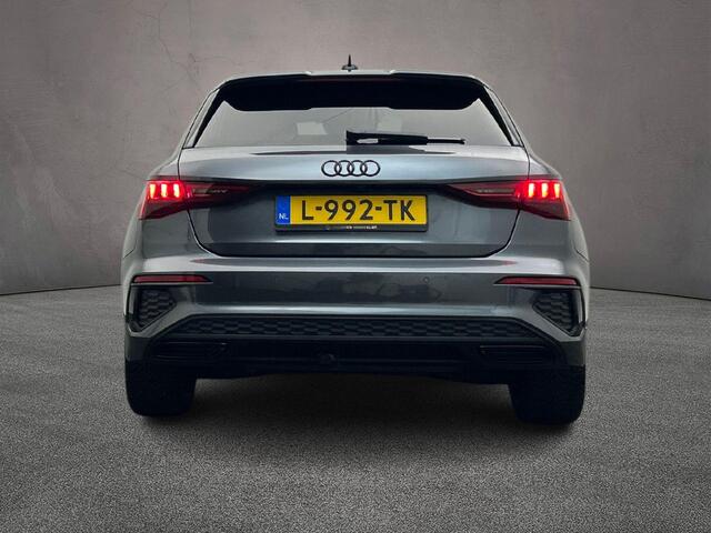 Audi A3 SPORTBACK 45 TFSI e 245PK S edition Competition | Trekhaak | Adaptive-Cruise | Stoelverwarming | Achterruitrij-Camera | 18-Inch | Parkeer-assistent |