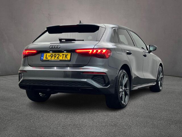 Audi A3 SPORTBACK 45 TFSI e 245PK S edition Competition | Trekhaak | Adaptive-Cruise | Stoelverwarming | Achterruitrij-Camera | 18-Inch | Parkeer-assistent |