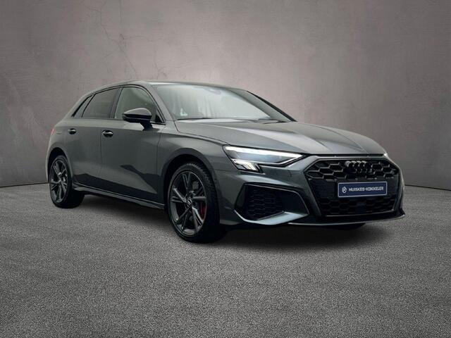 Audi A3 SPORTBACK 45 TFSI e 245PK S edition Competition | Trekhaak | Adaptive-Cruise | Stoelverwarming | Achterruitrij-Camera | 18-Inch | Parkeer-assistent |