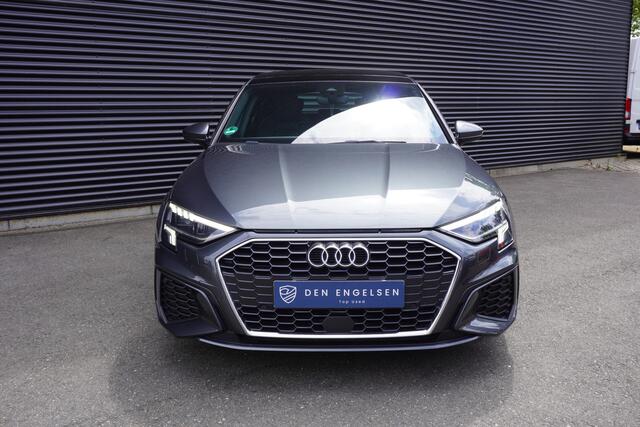 Audi A3 SPORTBACK 30 TFSI S edition ACC Apple Carplay Schuif-kanteldak Navigatie Elektrische kofferklep