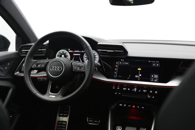 Audi A3 SPORTBACK 45 TFSI e 245 PK S-Line Edition Competition PHEV, Camera, Sfeerverlichting, RS-Sportstoelen, Winterpakket, Carplay