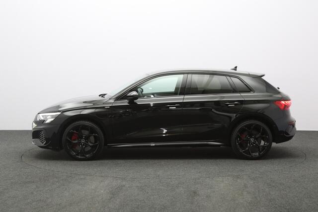 Audi A3 SPORTBACK 45 TFSI e 245 PK S-Line Edition Competition PHEV, Camera, Sfeerverlichting, RS-Sportstoelen, Winterpakket, Carplay