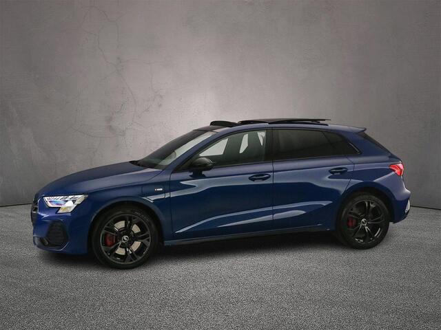 Audi A3 SPORTBACK 45 TFSI e S edition Competition | Panoramadak | Elektrische achterklep | Adaptieve Cruise Control | Ambient-lichtpakket