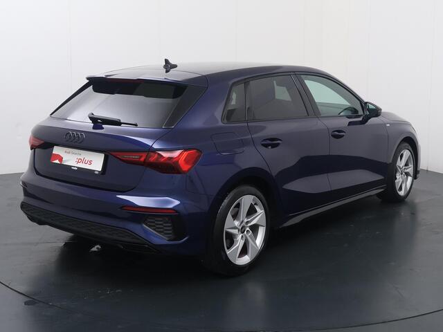 Audi A3 SPORTBACK 35 TFSI S edition | 150 PK | Automaat | Adaptive Cruise Control | Navigatiesysteem | Parkeersensoren | S-Line |